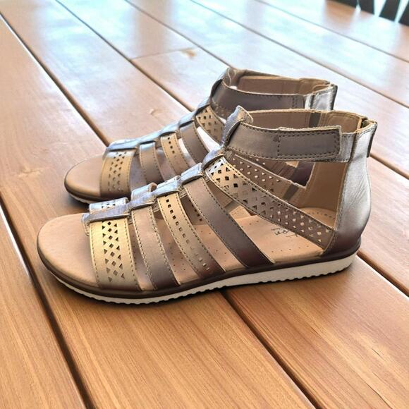 Clark's Kele Lotus Sandals, Gladiator Style, Metallic, Size 8M, Brand New - Picture 1 of 11